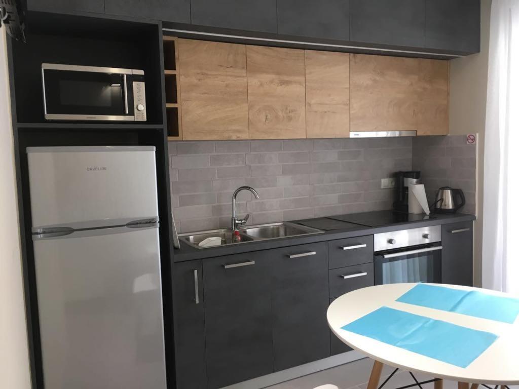 Sofie'S Choice Mytilini Apartment Exterior foto