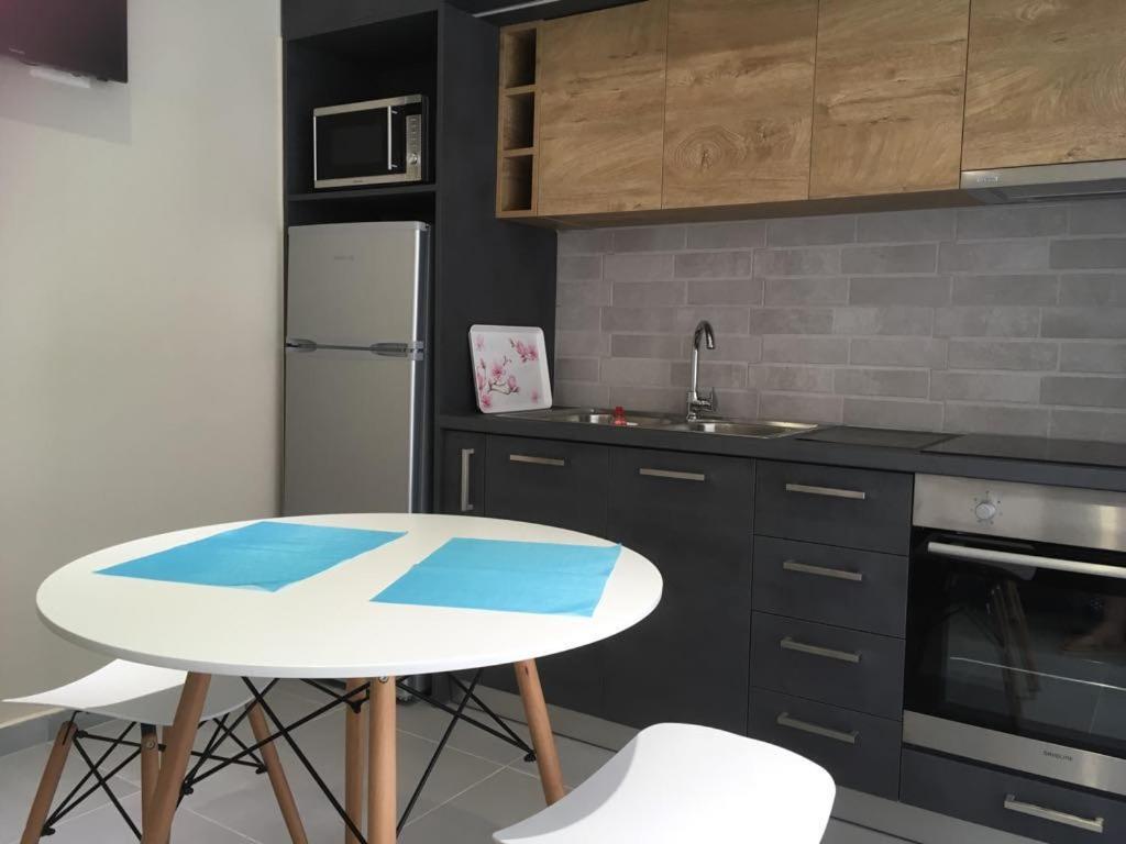 Sofie'S Choice Mytilini Apartment Exterior foto